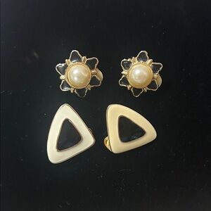 Vintage Enamel Clip-on Earrings- cream and Black EUC